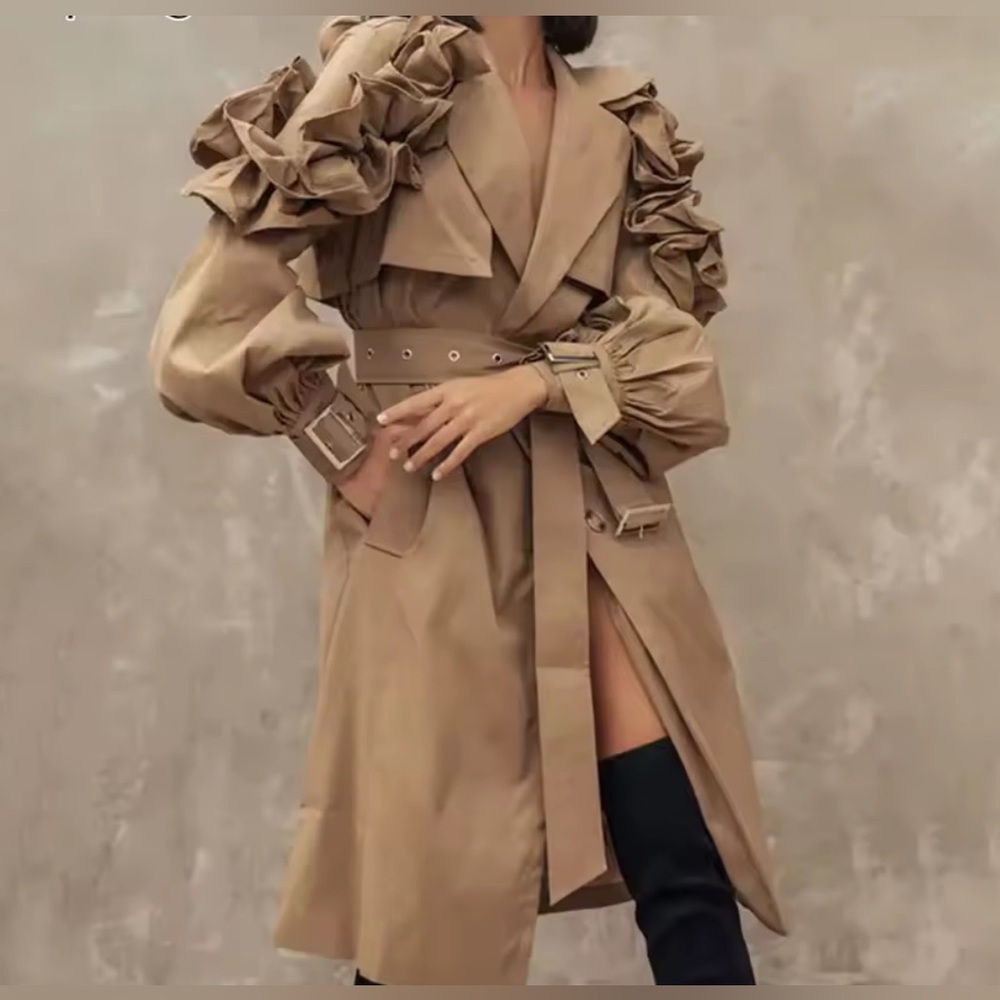 NEW $195 London Britberry Tan Ruffle Sleeve Trench Coat - Picture 5 of 11